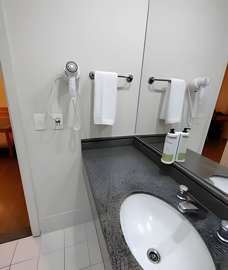 Suíte Luxo Flat Congonhas (Apto 1503H)