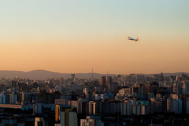 Suíte Aeroporto Congonhas com sofá cama (110H)