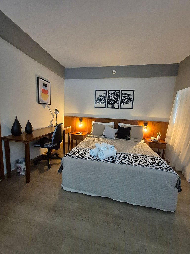 Flat c/ Ar condicionado 550m Hospital São Paulo (UH903)