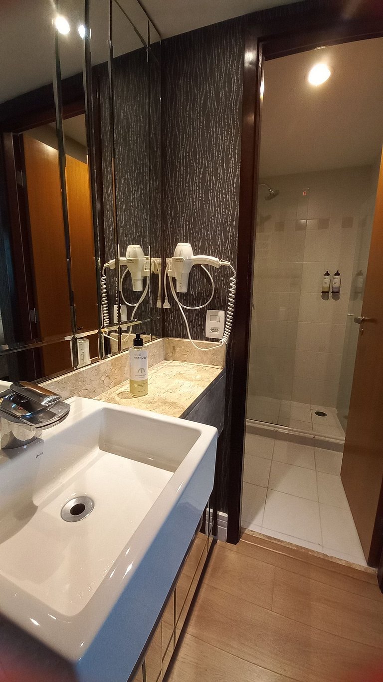 Flat no Bourbon Ibirapuera Moema (Apto 844B)