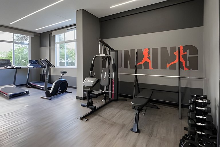 Studio em Pinheiros/Metrô Clínicas/R. Oscar Freire