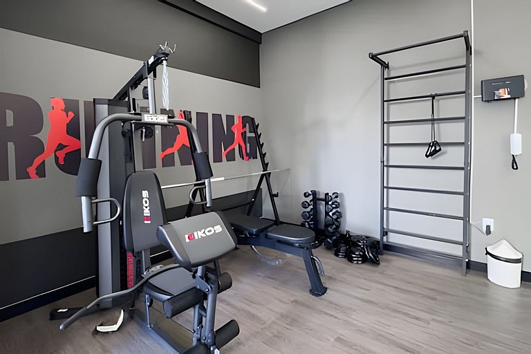 Studio em Pinheiros/Metrô Clínicas/R. Oscar Freire