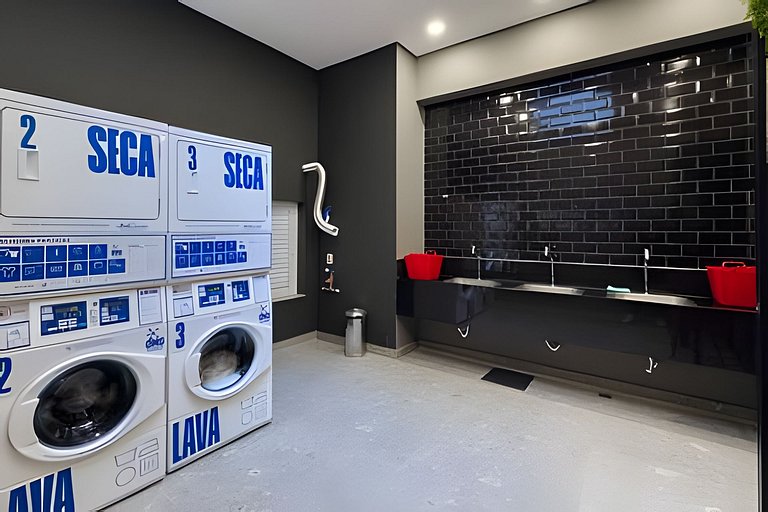 Studio em Pinheiros/Metrô Clínicas/R. Oscar Freire