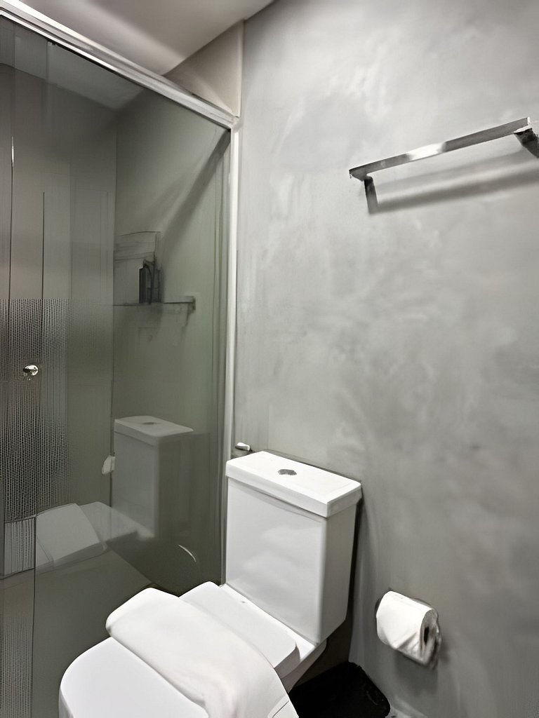 Flat Moderno em Congonhas com sofá-cama 1113