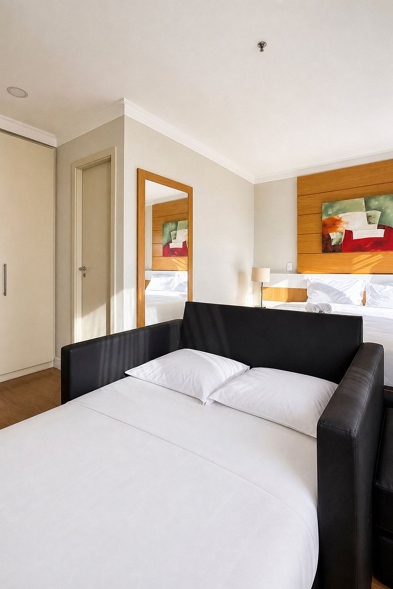 Flat Moderno em Congonhas com sofá-cama 1113