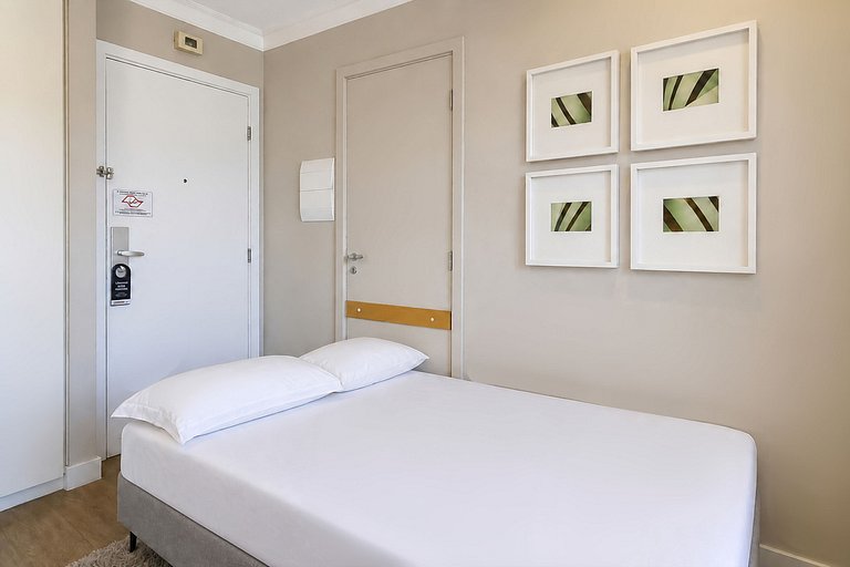Suíte Congonhas com sofá cama (504)